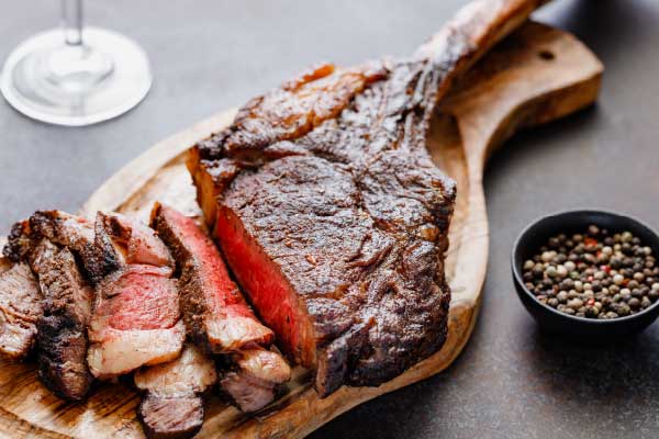 Großes Stück Dry Aged Fleisch